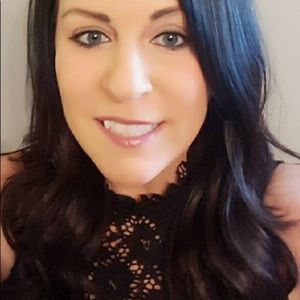 Meet your Posher, Janalee